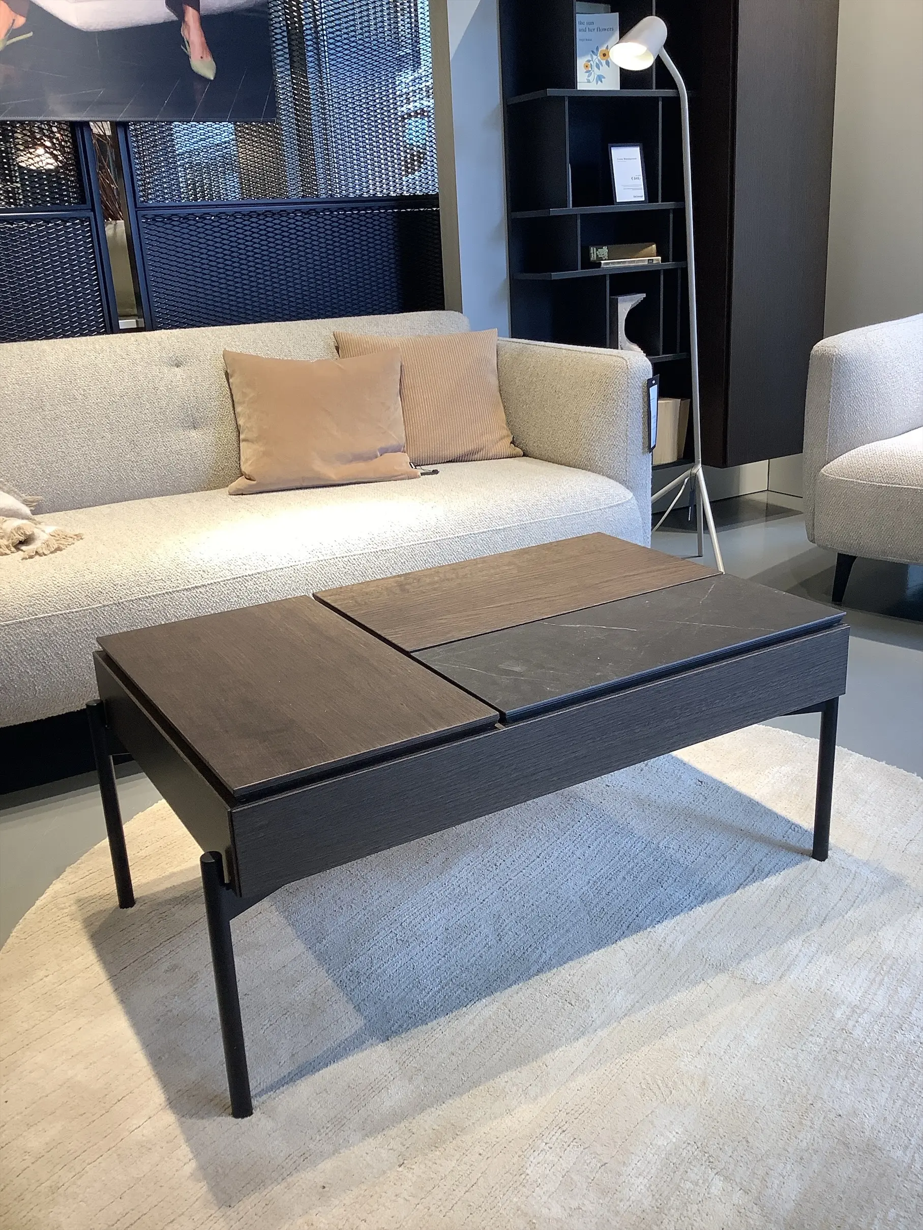 Coffee tables Chiva funktionaler Couchtisch mit Ablage