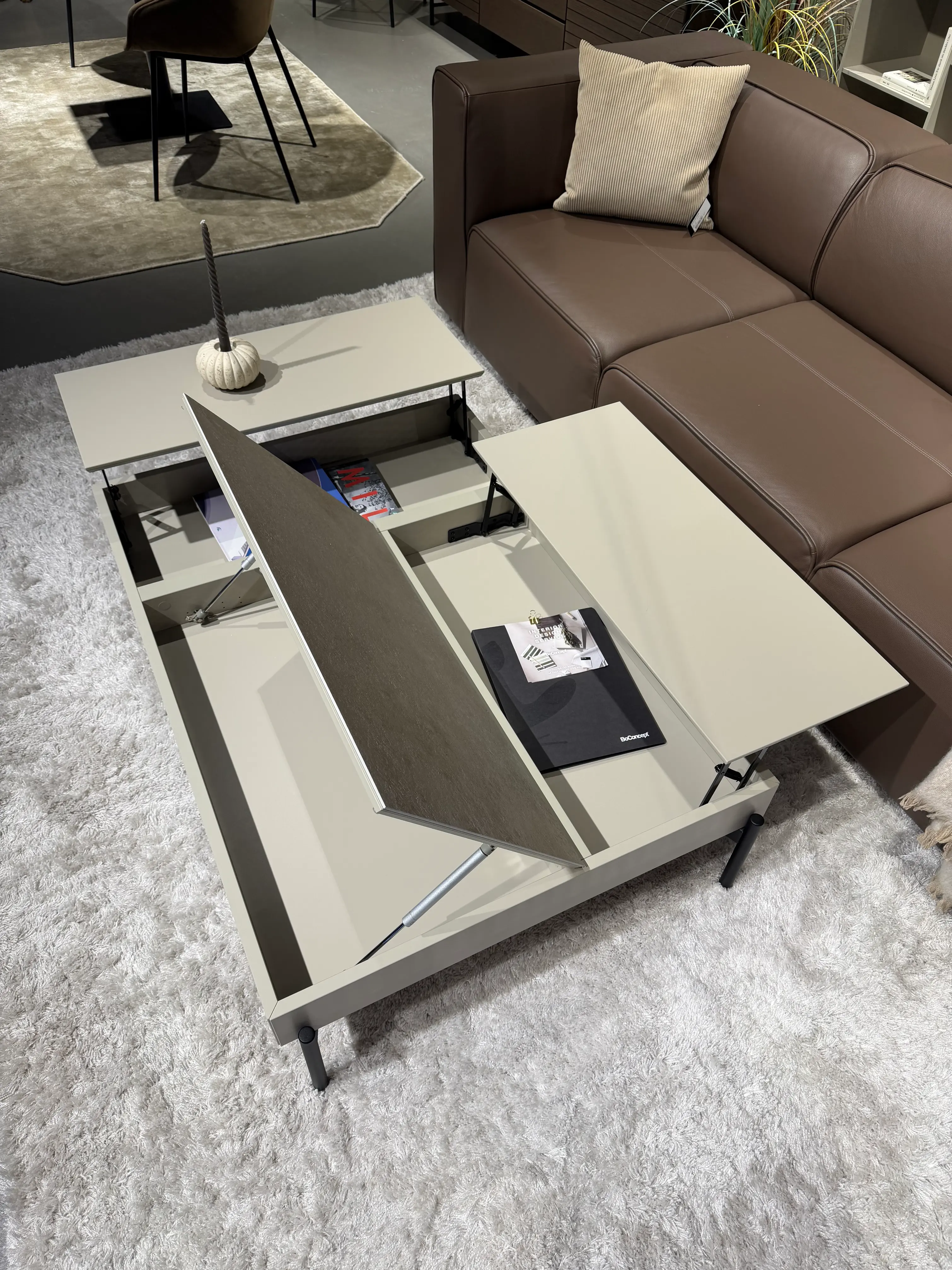 Coffee tables Chiva funktionaler Couchtisch mit Ablage