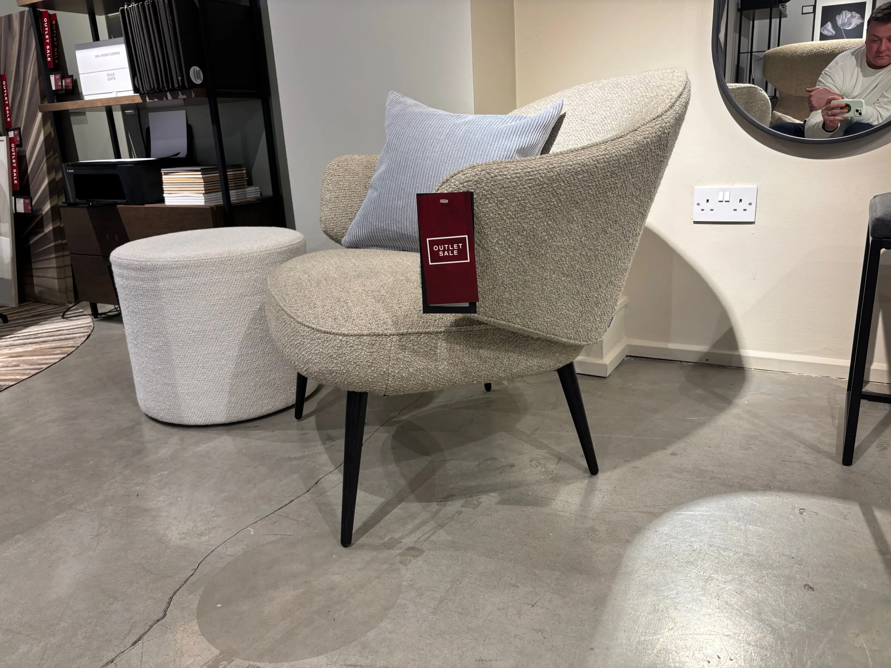 Charlotte armchair - Beige Lazio fabric