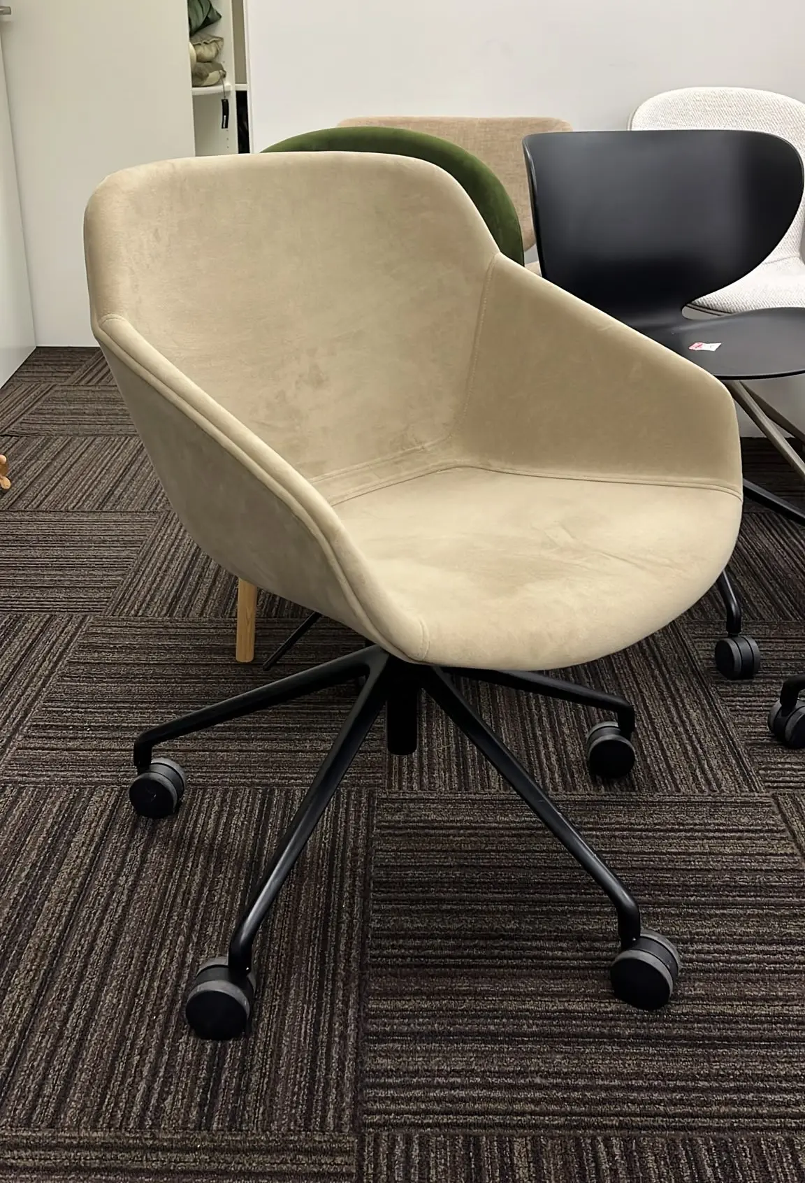 Office chairs Vienna swivel chair - SAND BOLOGNA