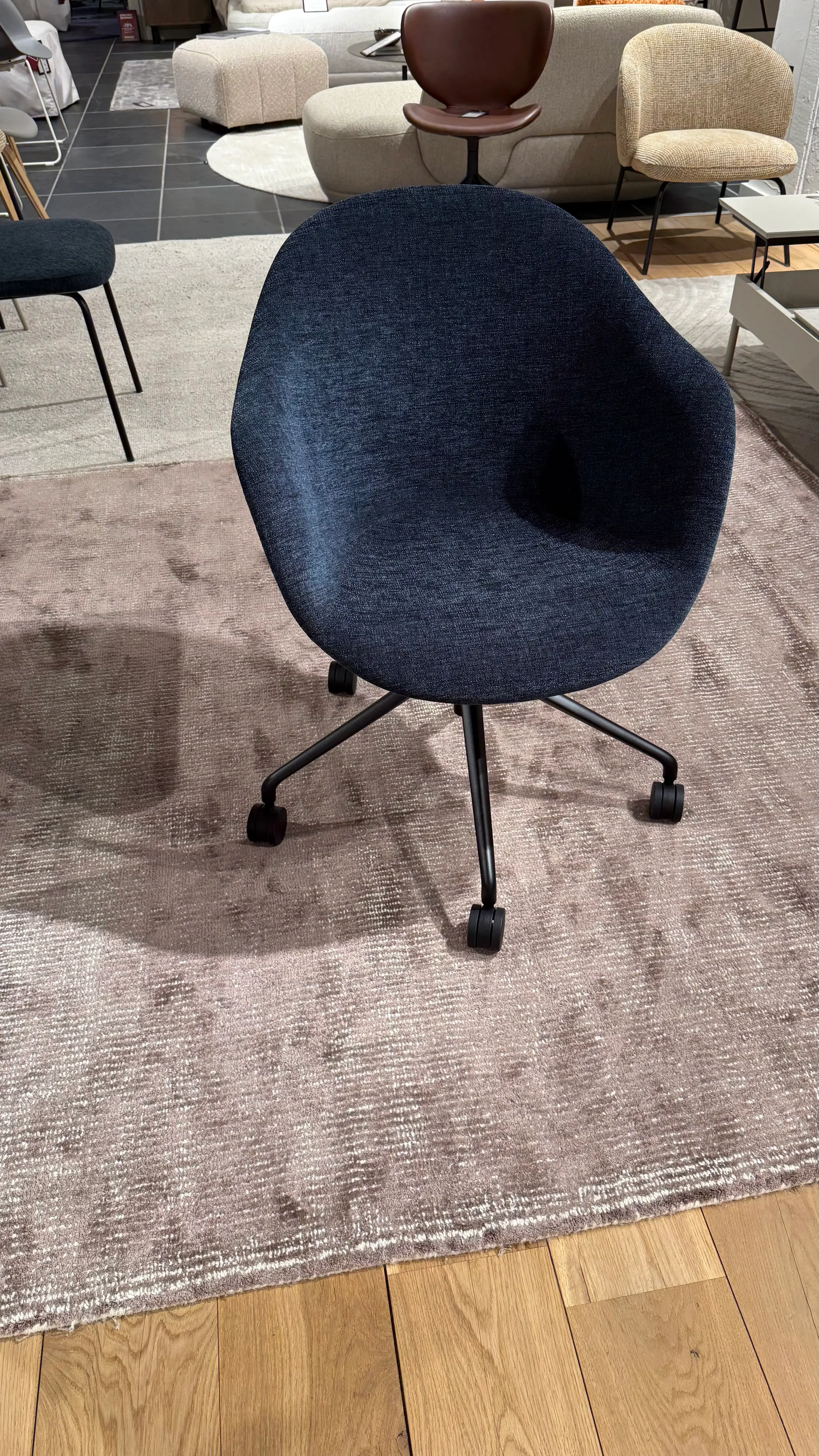 Dining chairs Adelaide Tomelilla bureaustoel blauw -30%