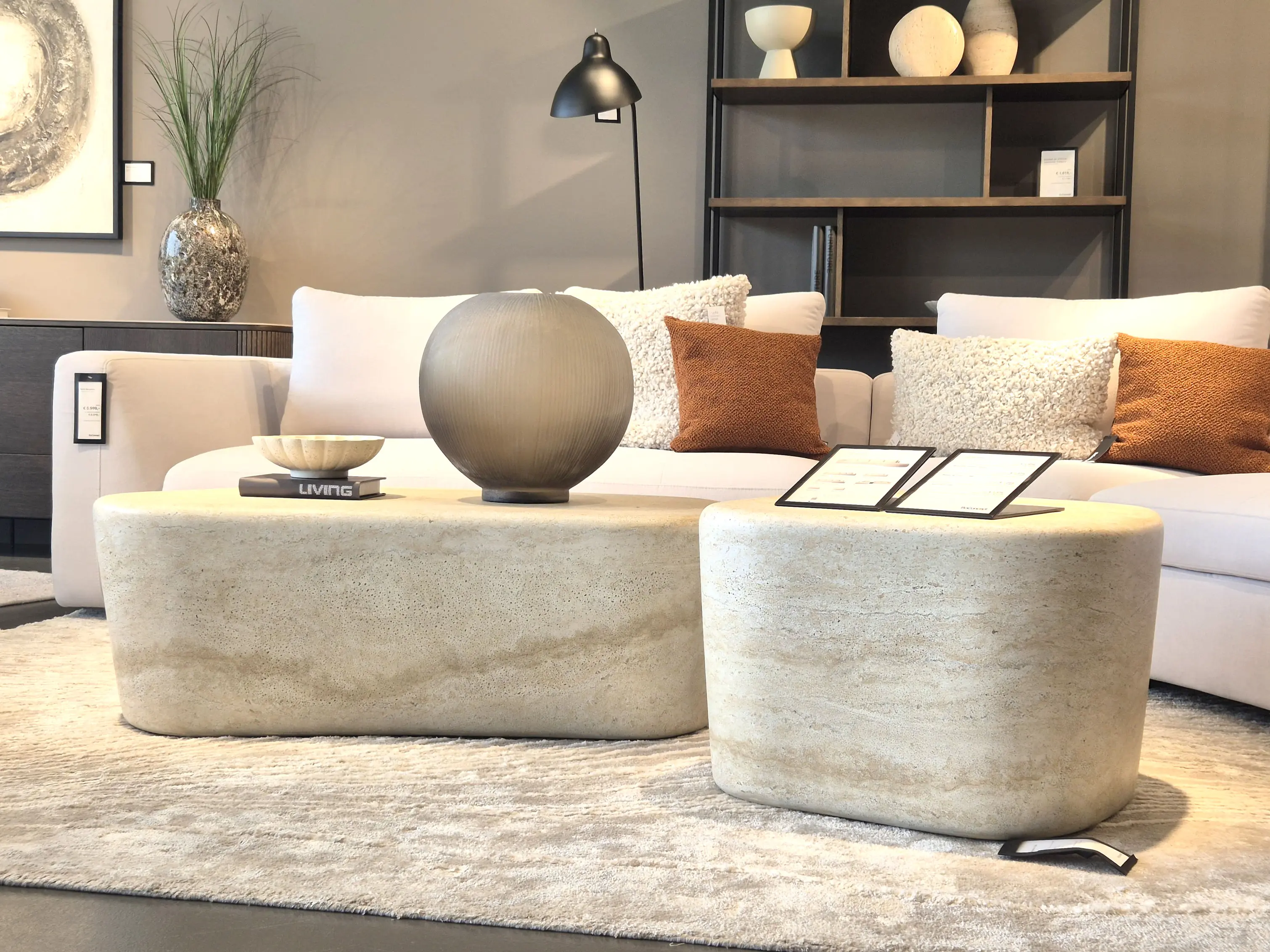 Terracina coffee table, large