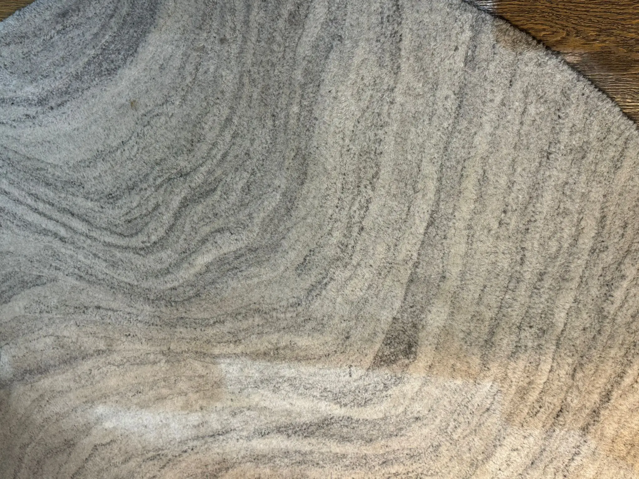 Furrow rug,Colour  grey