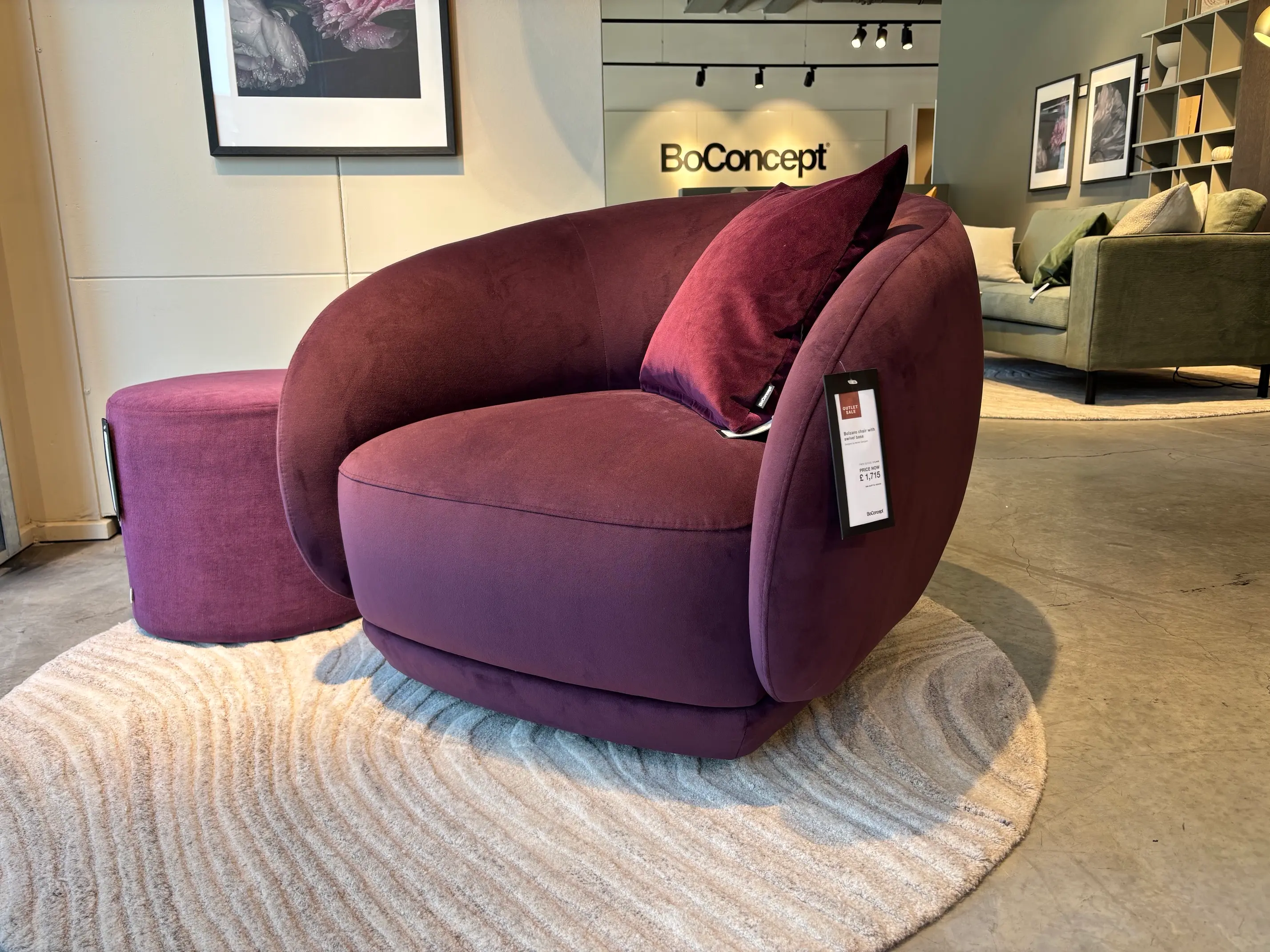 Armchairs BOLZANO SWIVEL CHAIR - cherry red Bologna