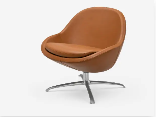 Armchairs [Veneto - 7900] Veneto chair, caramel Salto leather 0969.  C427900120969. H74 x W76 x D76 cm