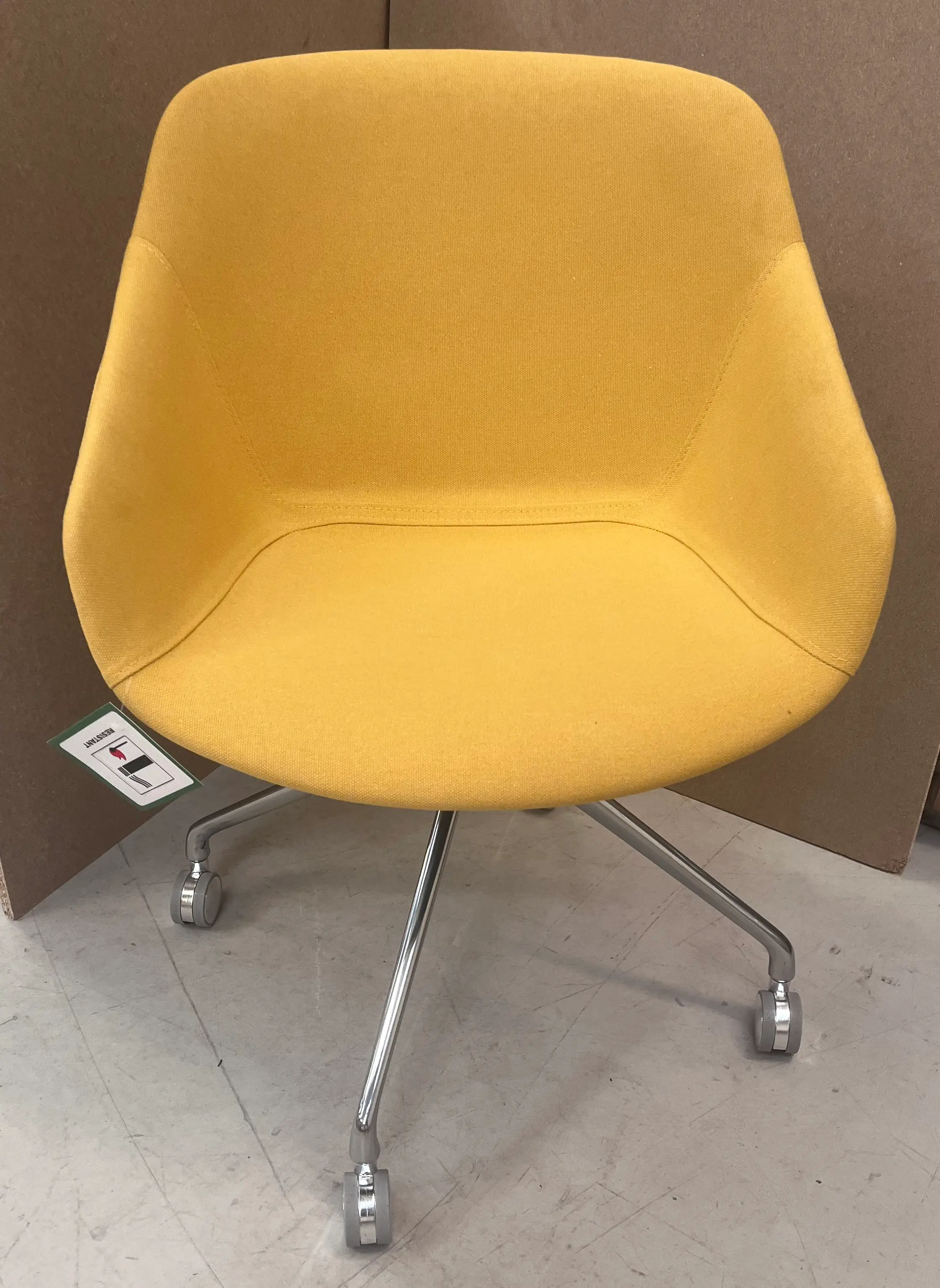 Office chairs Vienna desk chair with wheels