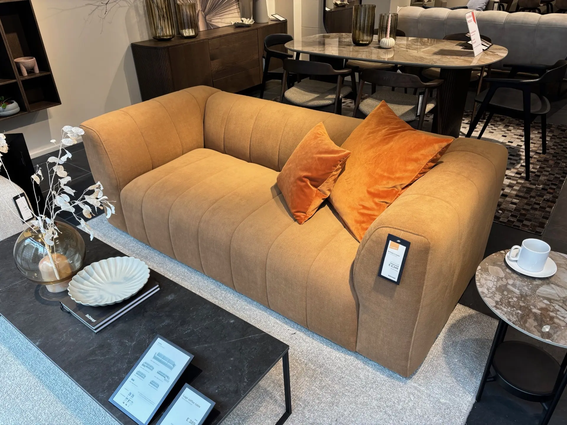 Bellagio 2.5 seat sofa - Camel Frisco fabric