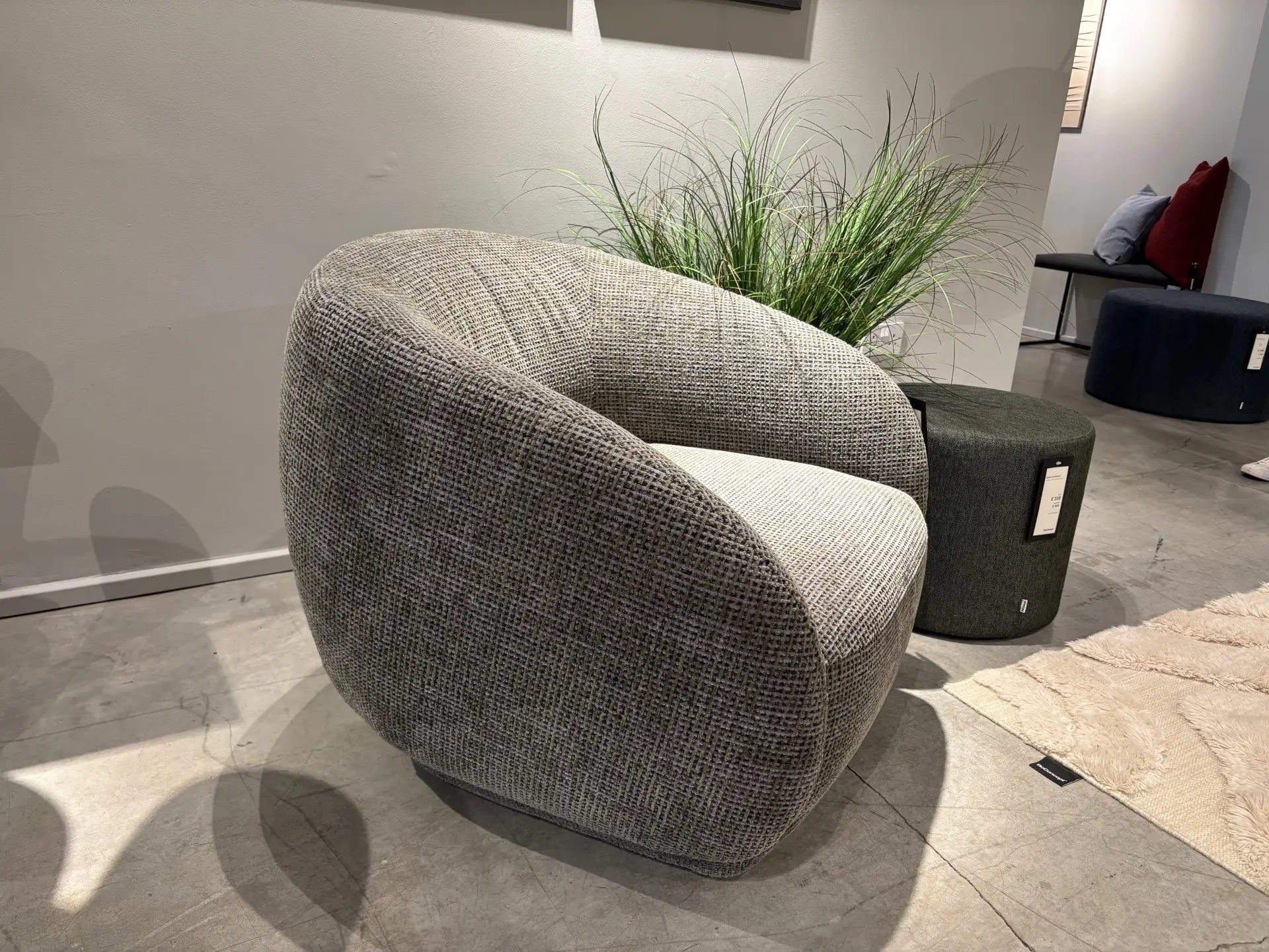 Bolzano swivel armchair - Green Tuscany fabric