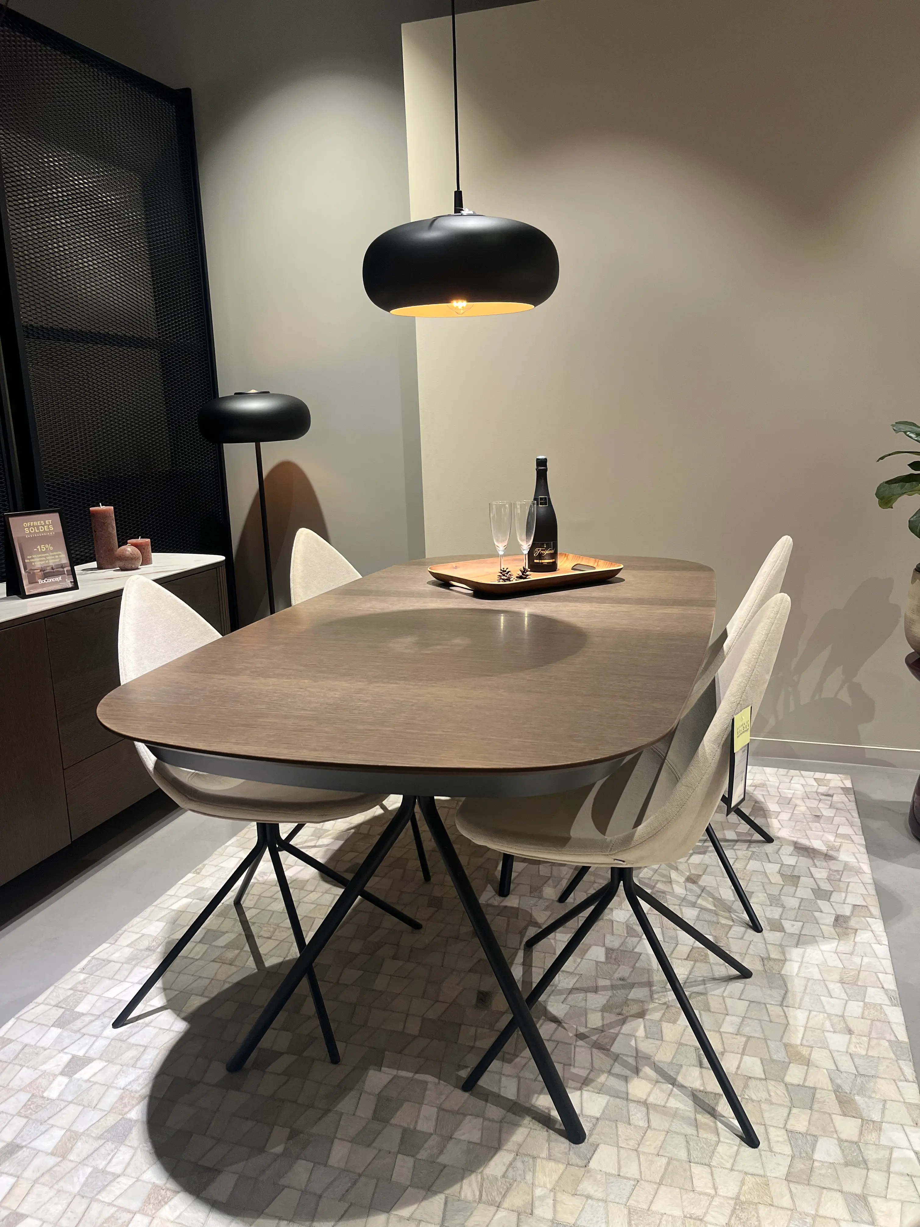 Dining tables Table et lot de 4 chaises OTTAWA
