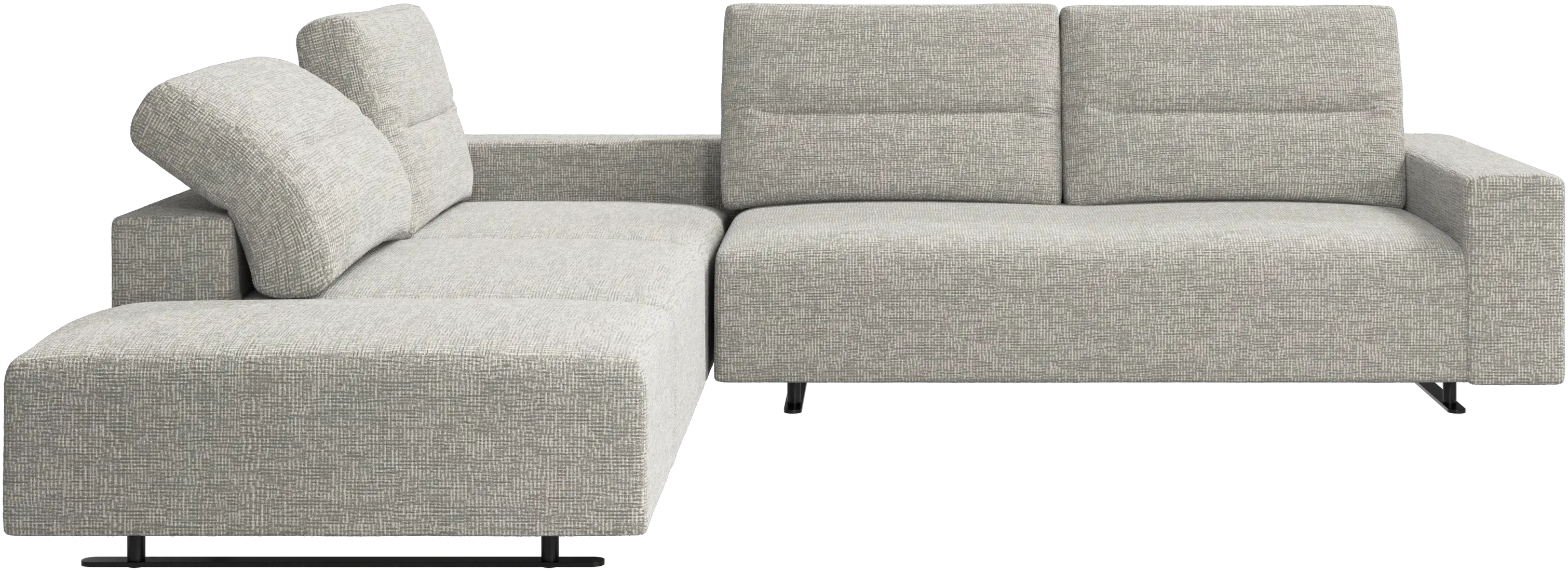 Sofá de canto Hampton com encosto ajustável e extenção de descanso.