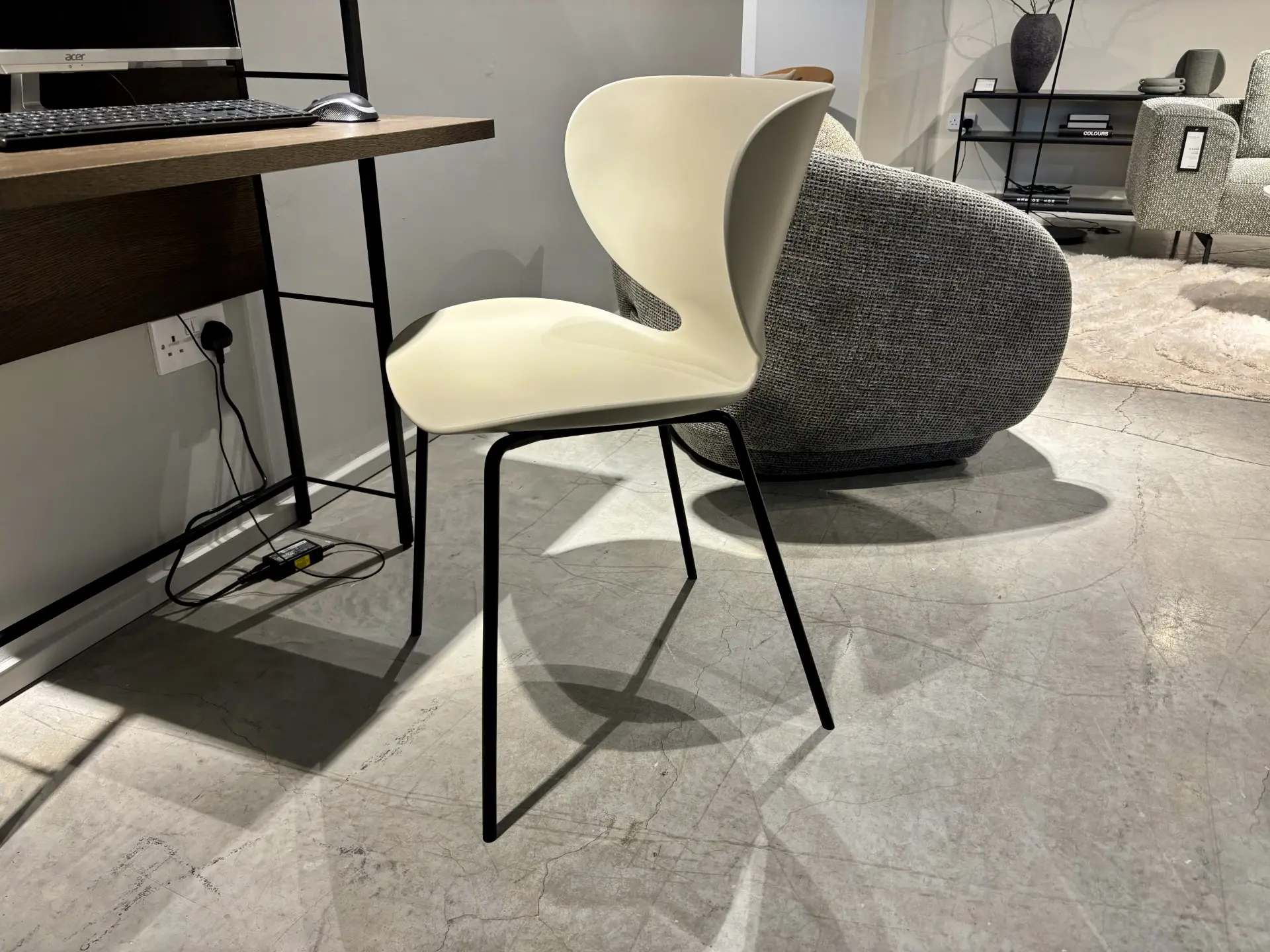 Hamilton dining chair - matt ash / matt black