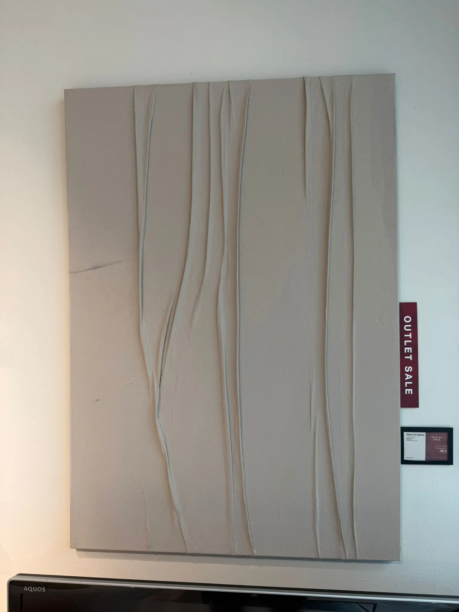 Accessories Schilderij ‘Silent Art’, te zien in de showroom in Brussel