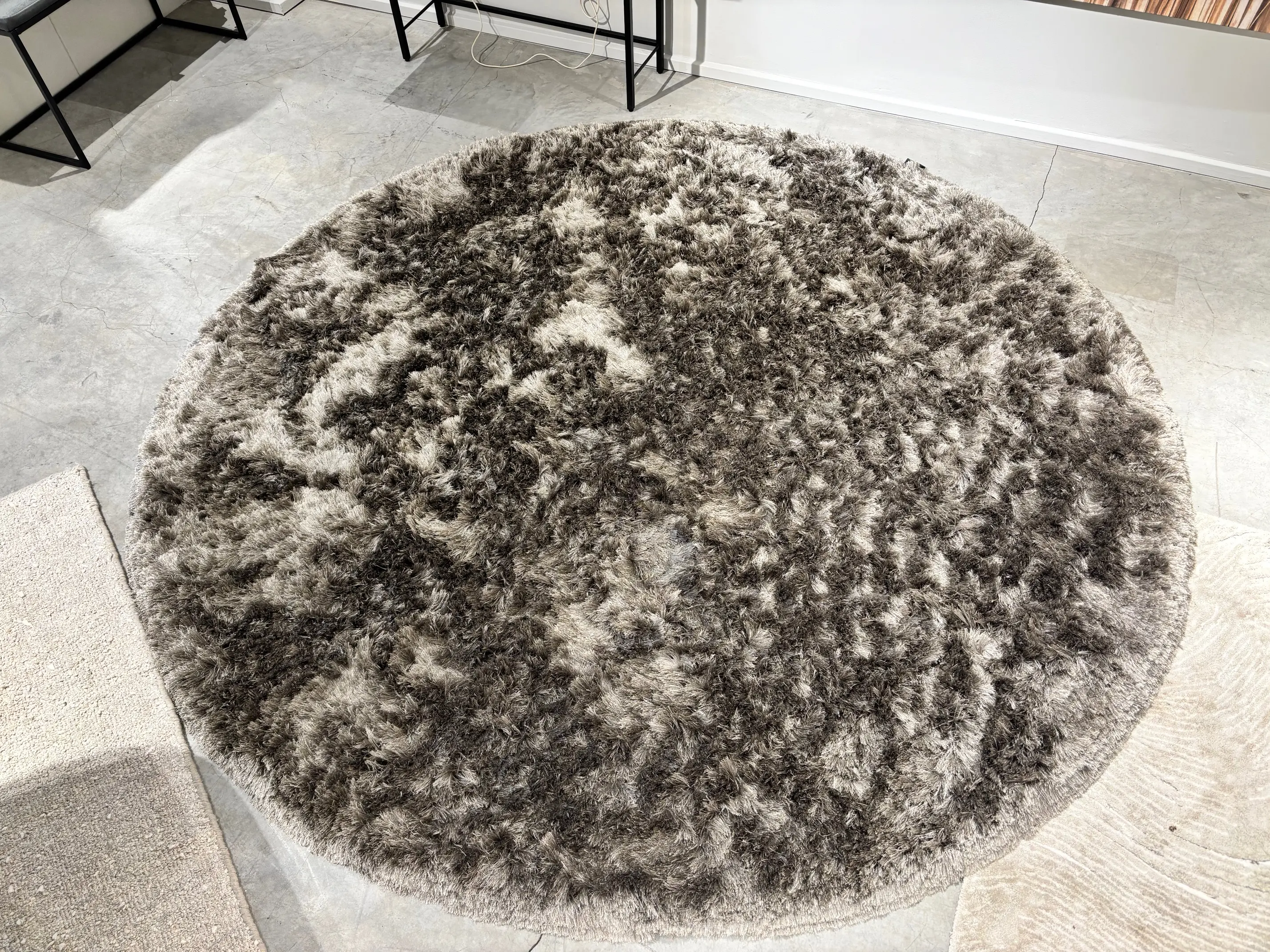 LURE RUG - grey