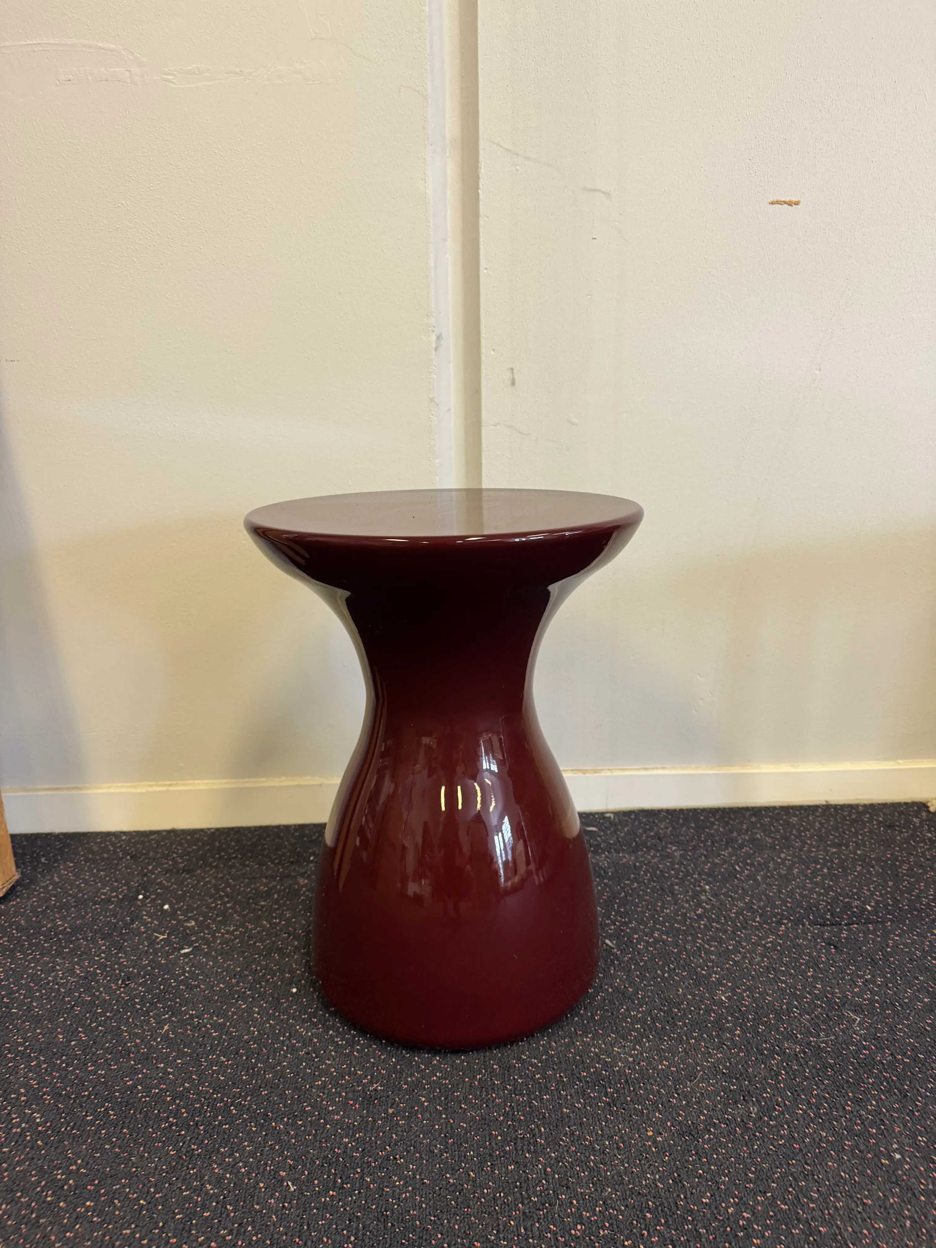 Side tables Sweet Art side table, cherry